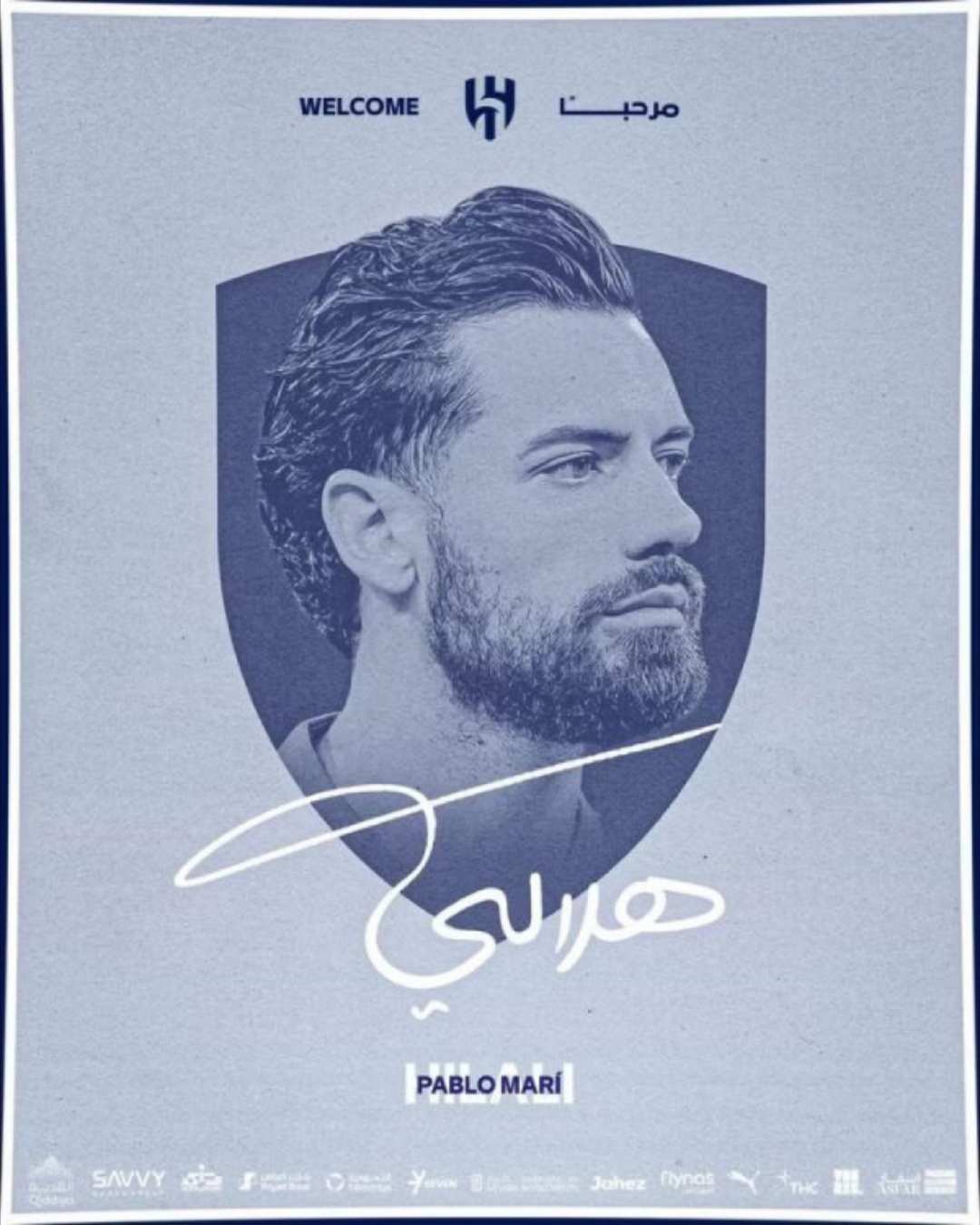 Pablo Marí posa com a camisa do Al-Hilal após anúncio oficial Pablo Marí posa com a camisa do Al-Hilal após anúncio oficial