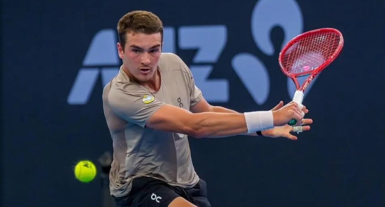João Fonseca durante partida em torneio do circuito ATP