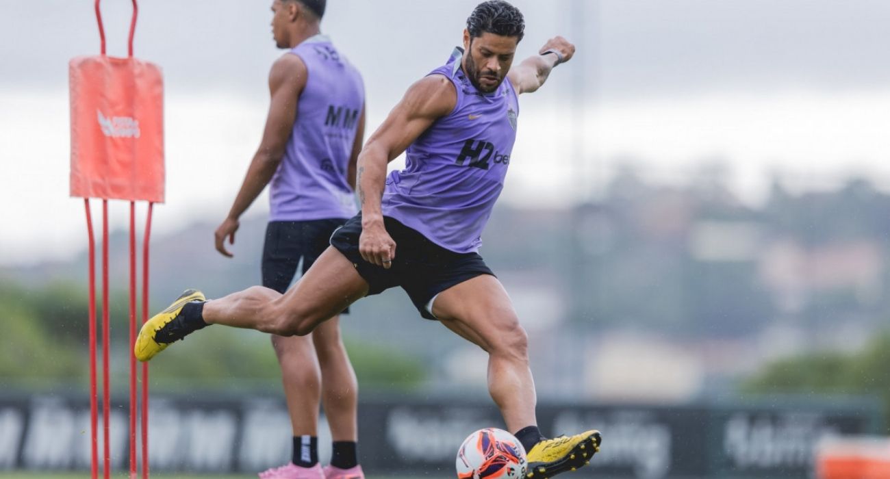 Hulk comemora gol pelo Atlético-MG no Brasileirão