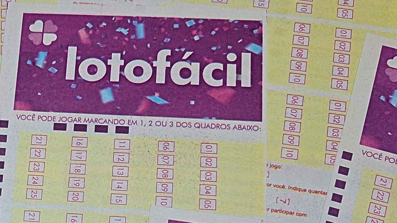 Resultado da Lotofácil agora: números sorteados no concurso 3594, premiação, dezenas e apostas ganhadoras de quinta-feira, 22/01/2026