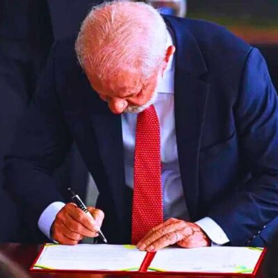 Lula veta anistia a golpistas do 8 de Janeiro em cerimônia no Palácio do Planalto