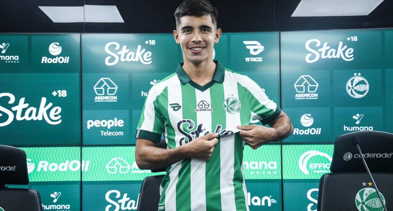 Sforza em ação pelo Vasco em partida oficial