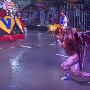 Carnaval Niterói 2026: Chuva causa cancelamento da Série Prata com escola de samba na avenida