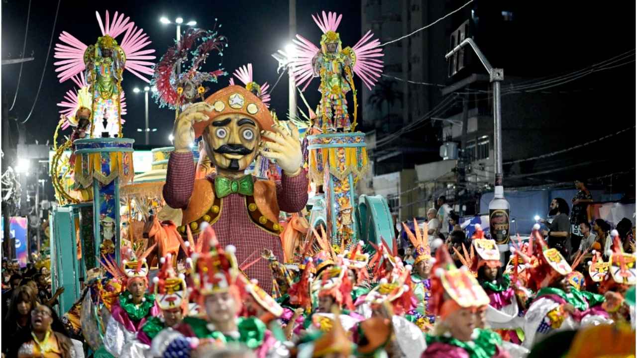 Carnaval 2026: Cubango faz desfile impecável na Série Prata
