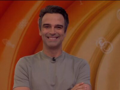Apresentador do BBB 26 Tadeu Schmidt anuncia dinâmica do Paredão Falso para essa semana no BBB 26