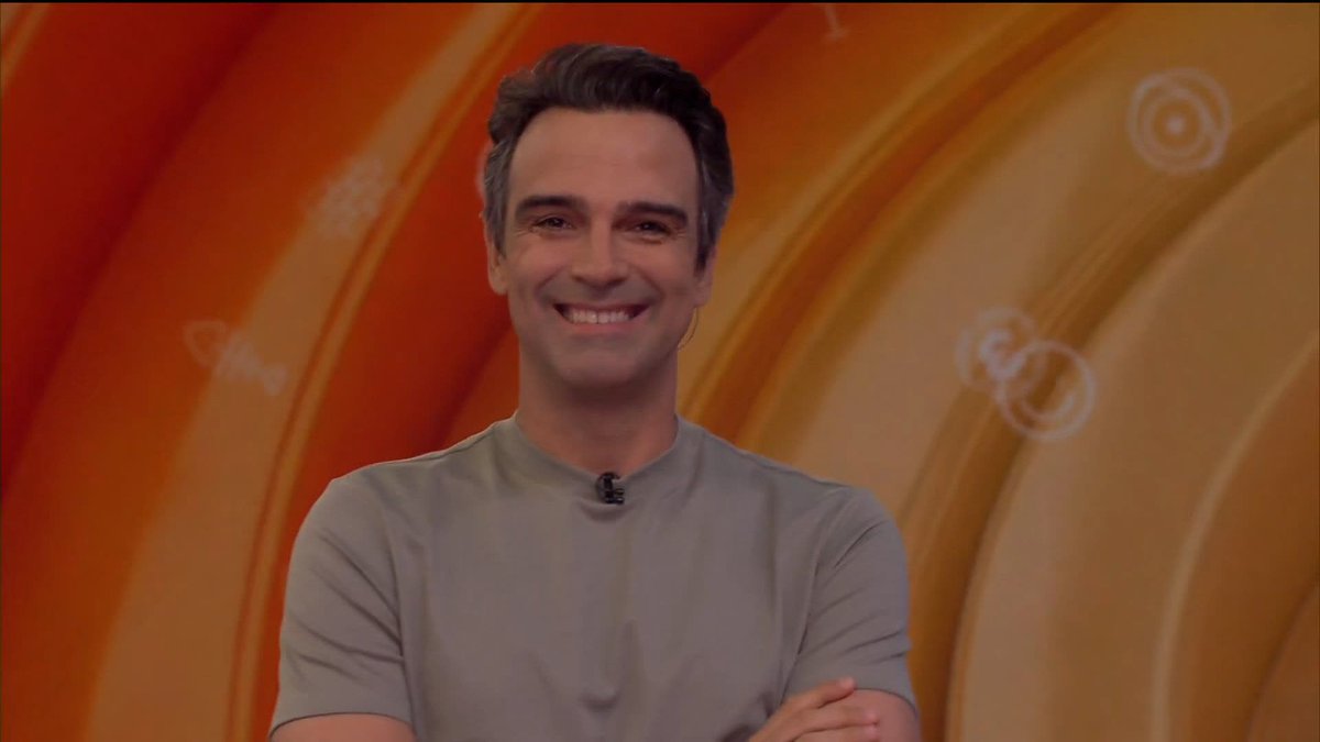 Apresentador do BBB 26 Tadeu Schmidt anuncia dinâmica do Paredão Falso para essa semana no BBB 26