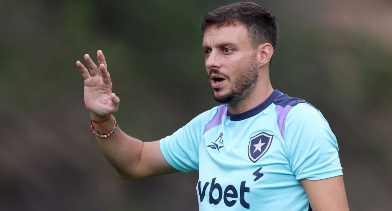 Botafogo terá desfalques no clássico contra o Flamengo devido a viagem à Bolívia