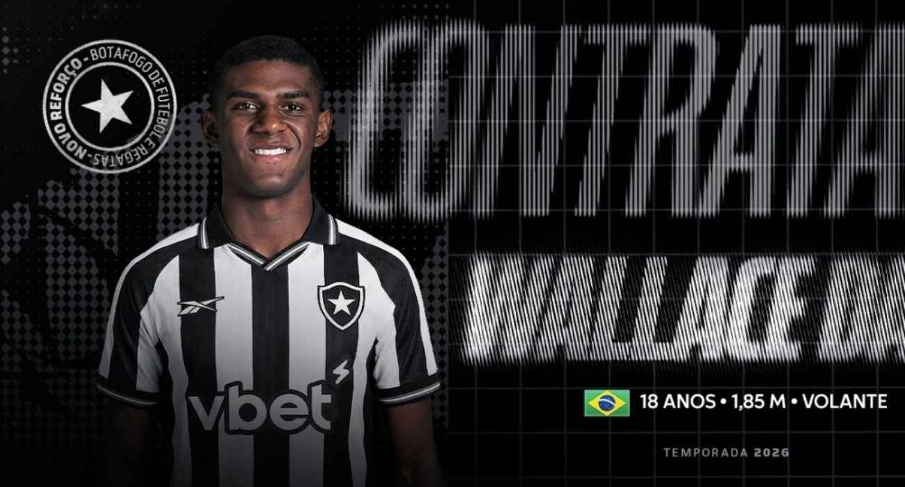 Jogadores do Botafogo durante treinamento no CT