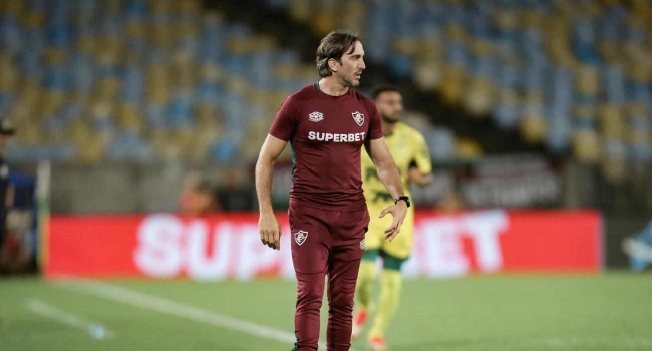 Fluminense comemora vitória no Maracanã em sequência histórica