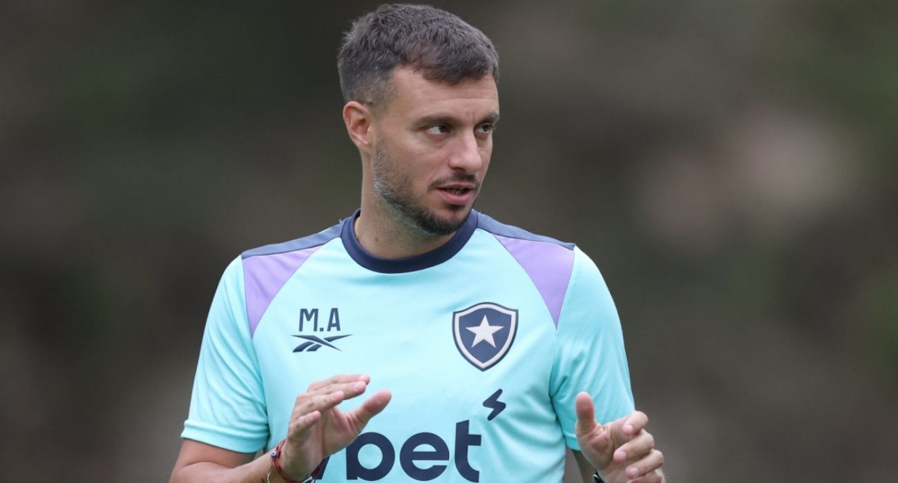 Grêmio e Botafogo se enfrentam pelo Campeonato Brasileiro