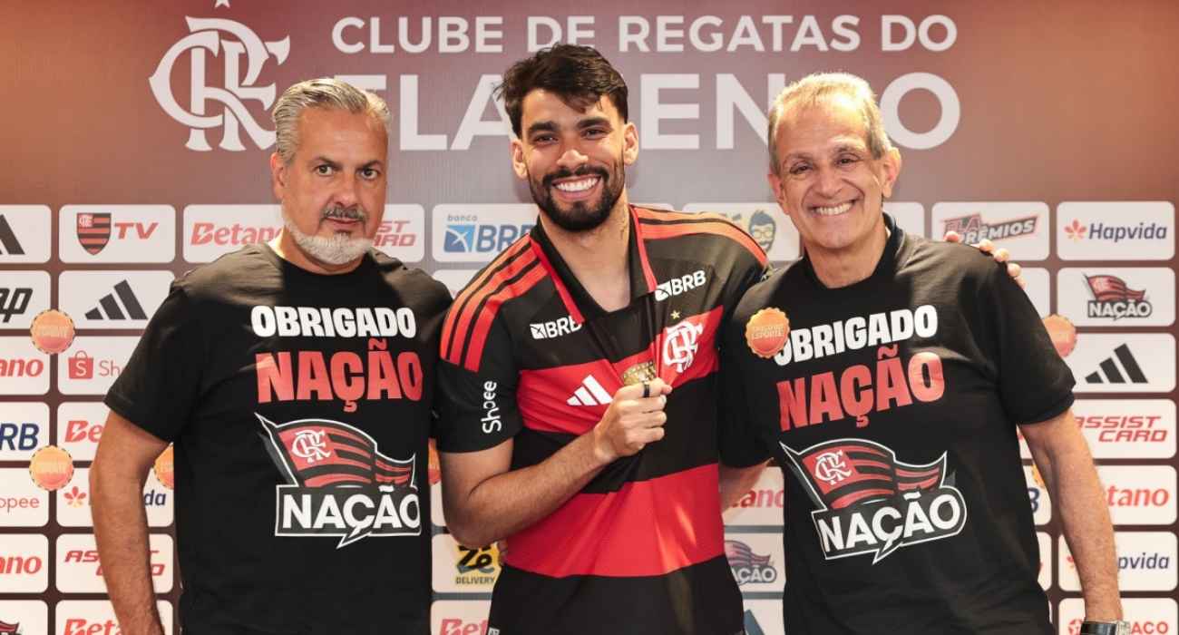 Lucas Paquetá retorna ao Flamengo durante apresentação no Ninho do Urubu