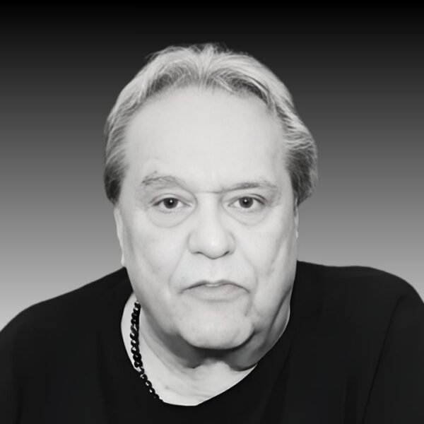 Ator e diretor Dennis Carvalho, cuja morte teve anúncio neste sábado, 28/02/2026, aos 78 anos.