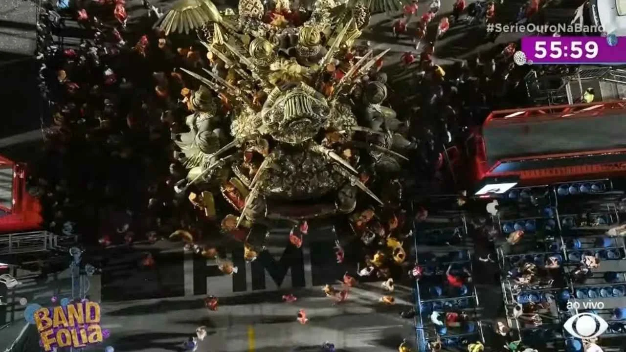 Nota da União de Maricá traz pronunciamento oficial da escola sobre atropelamento envolvendo alegoria na Sapucaí