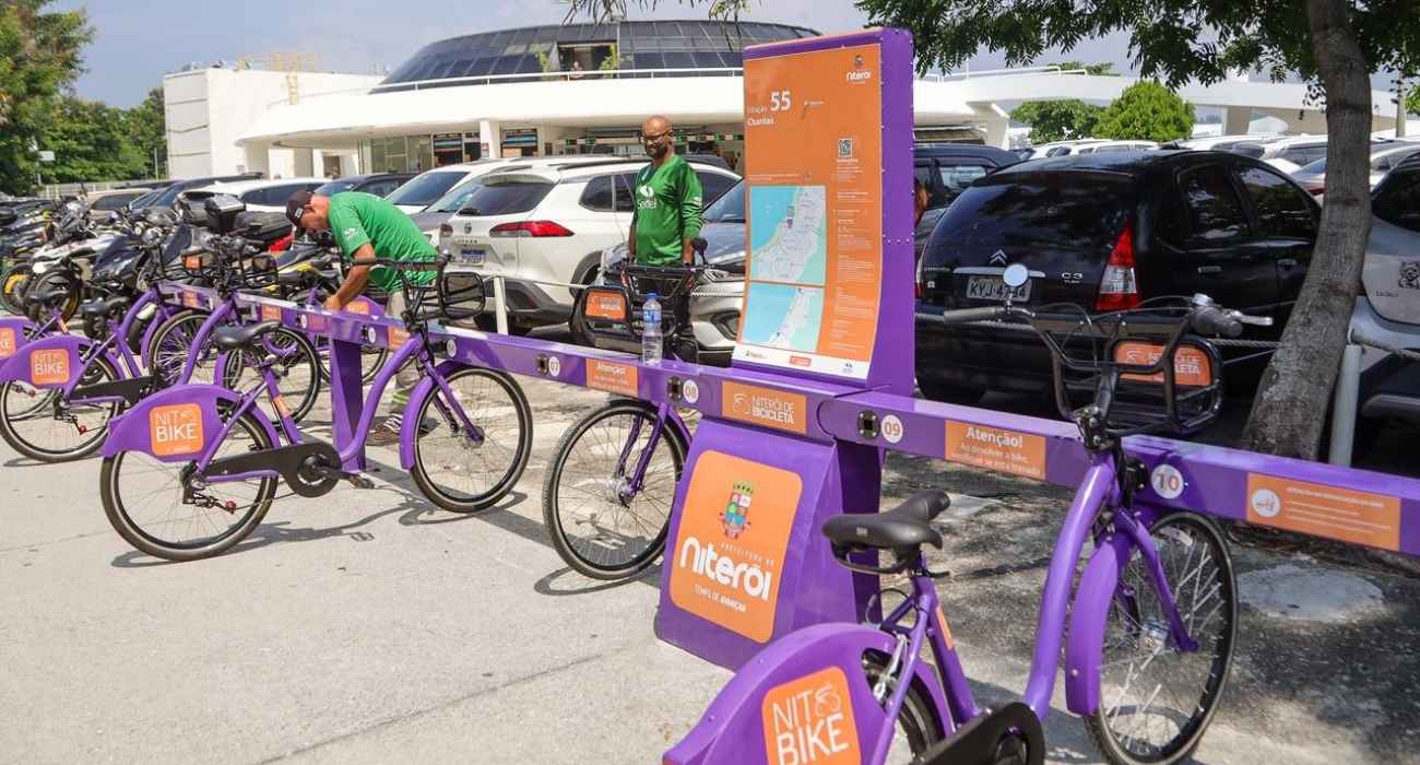 Obras do novo Bicicletário de Charitas, em Niterói Obras do novo Bicicletário de Charitas, em Niterói