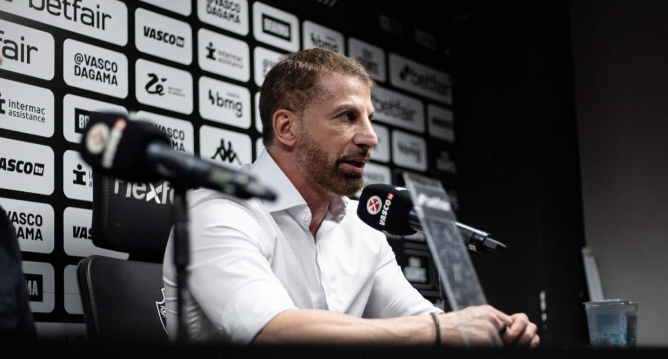 Pedrinho, presidente do Vasco, durante coletiva de imprensa