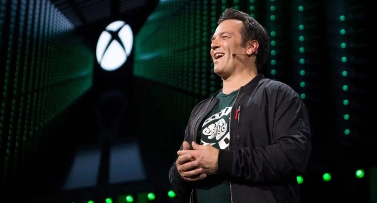Phil Spencer durante evento oficial do Xbox anunciando mudanças na divisão Phil Spencer durante evento oficial do Xbox anunciando mudanças na divisão