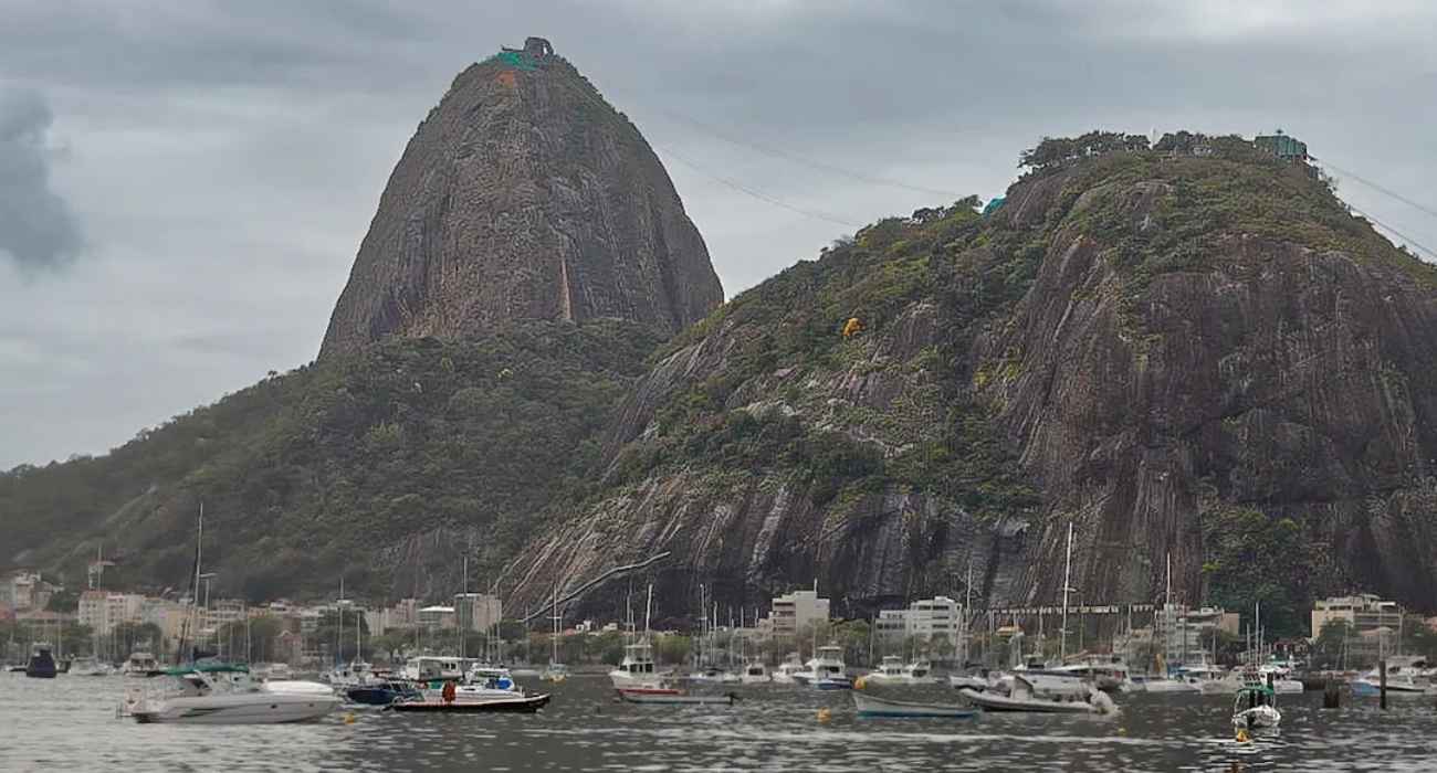 Céu nublado sobre o Rio de Janeiro com possibilidade de chuva