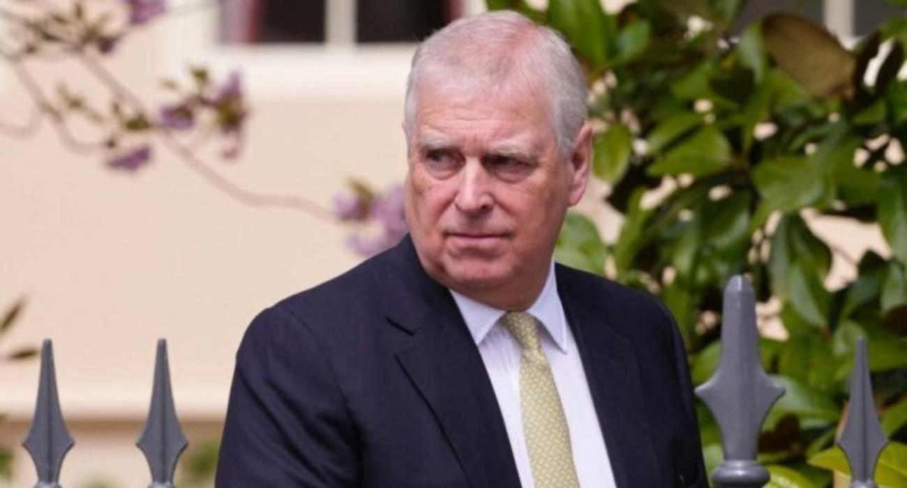 Polícia britânica realiza operação ligada ao príncipe Andrew