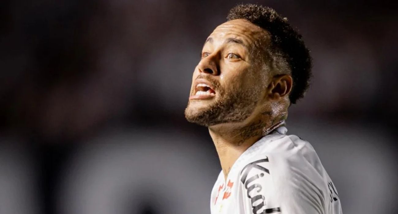 Neymar marca dois gols na vitória do Santos sobre o Vasco na Vila Belmiro Neymar marca dois gols na vitória do Santos sobre o Vasco na Vila Belmiro