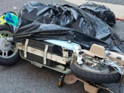 Ônibus atropelou mulher que andava de moto na Tijuca. Foto: Reprodução/WhatsApp.