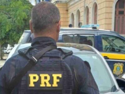 Polícia Rovoviária Federal recupera carro roubado em 2025. Foto: Divulgação/PRF.