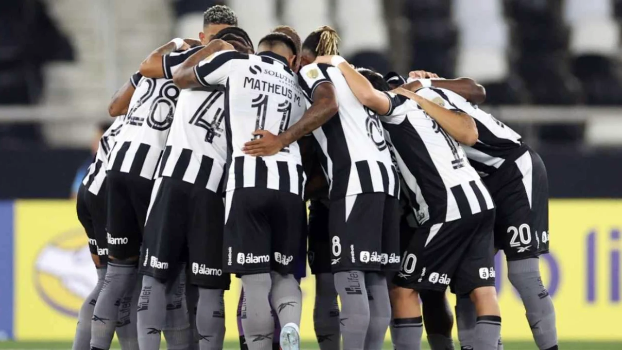 Estádio Mané Garrincha em Brasília preparado para jogo do Brasileirão