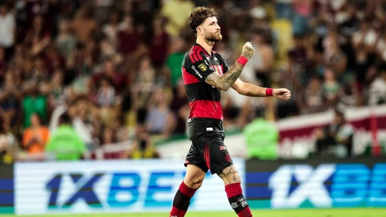 Jogadores do Flamengo em treino antes de partida oficial