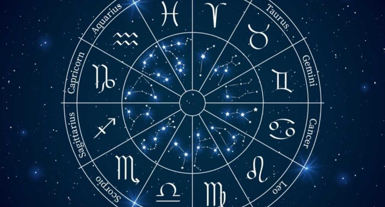 Lua cheia iluminando o céu na noite de 03/03/2026 representando o horoscopo do dia 03/03/2026