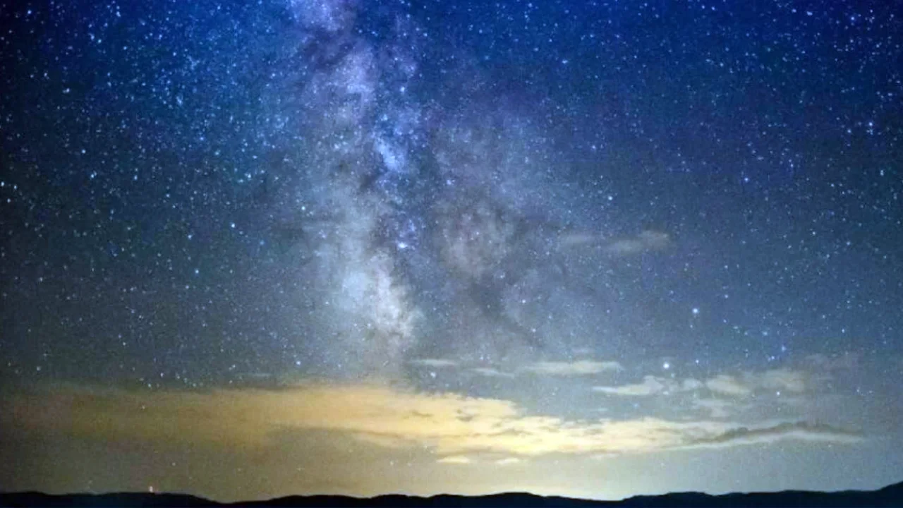 ilustração dos signos do zodíaco com previsões do horóscopo do dia ilustração dos signos do zodíaco com previsões do horóscopo do dia