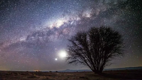 Horóscopo do dia 26/08/2026 com Lua em Aquário, Júpiter em Leão e roda zodiacal