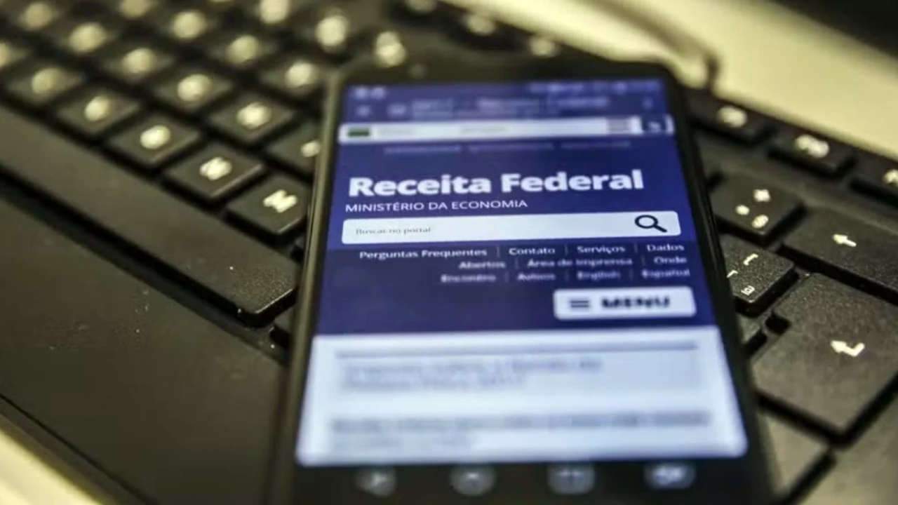 tela de declaração do Imposto de Renda no celular tela de declaração do Imposto de Renda no celular