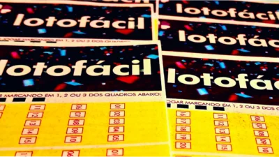 Volantes da modalidade lotérica Lotofácil, que em seu concurso 3627, nesta quarta-feira, 04/03, teve 5 apostas ganhadoras após apuração do resultado com rateio dos prêmios | Enzo Carvalho/Folha do Leste