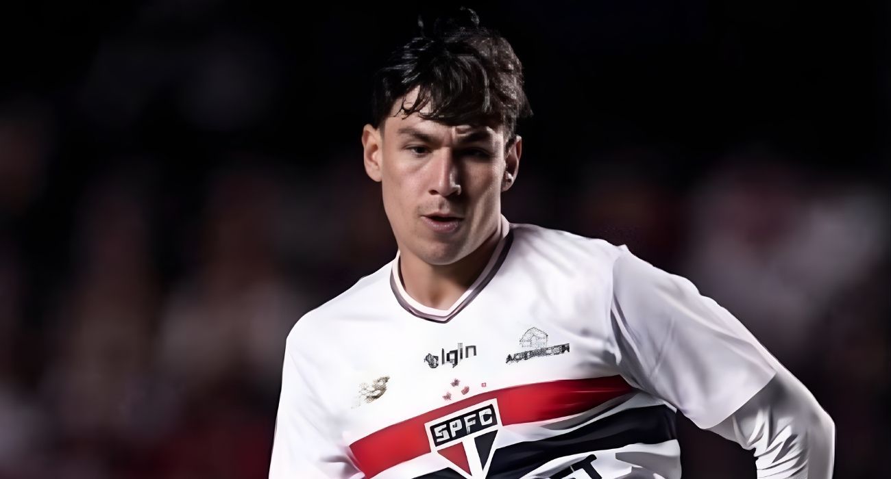Nahuel Ferraresi em ação pelo São Paulo antes de possível acerto com o Botafogo Nahuel Ferraresi em ação pelo São Paulo antes de possível acerto com o Botafogo