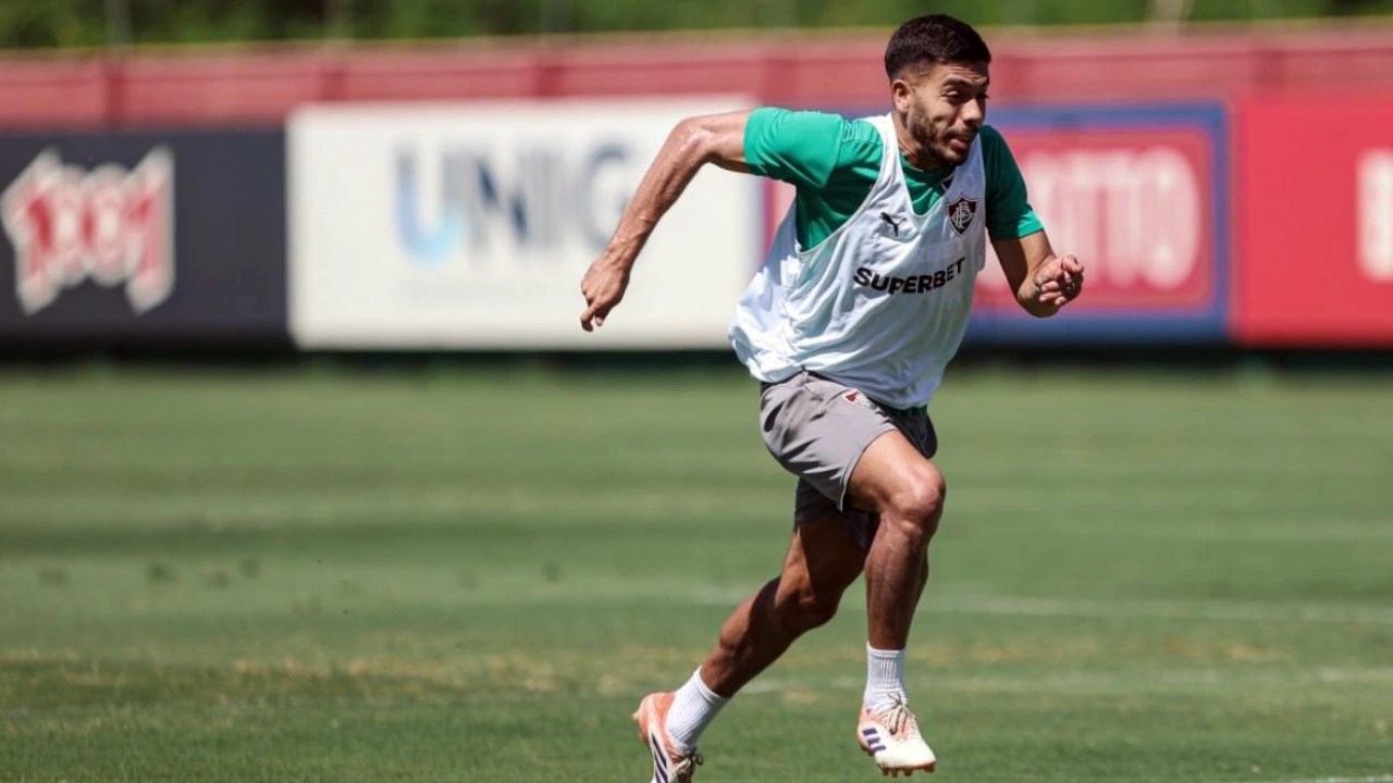 Nonato durante treino do Fluminense antes de sofrer lesão