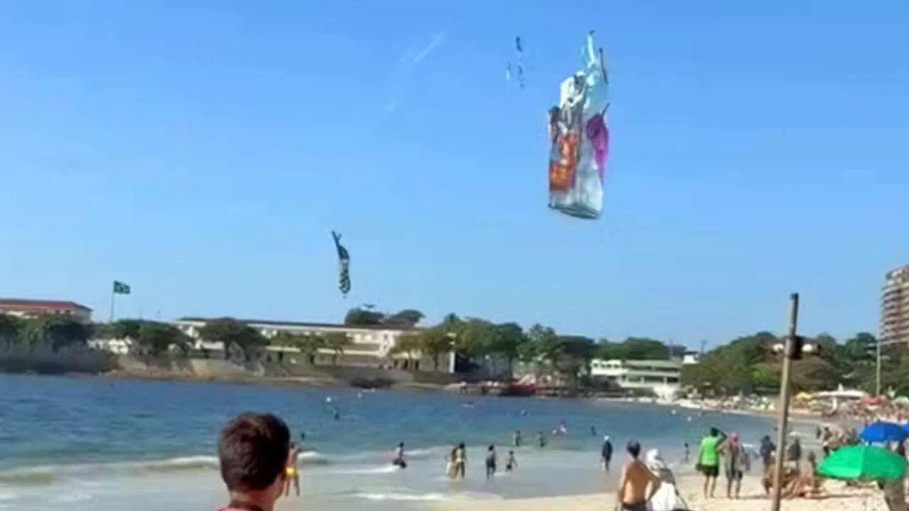 balao cai mar copacabana susto banhistas