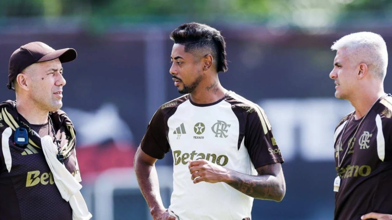 Bruno Henrique treinando pelo Flamengo no Ninho do Urubu Bruno Henrique treinando pelo Flamengo no Ninho do Urubu