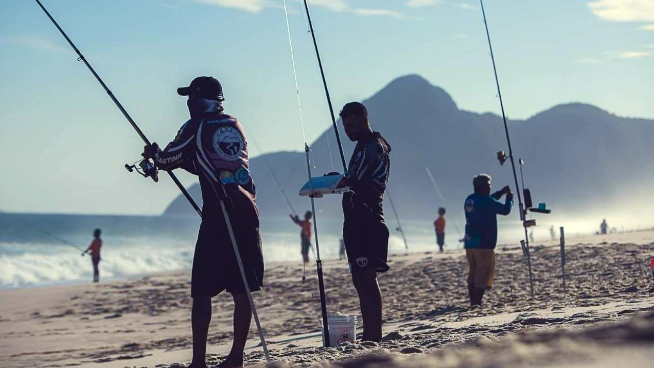 Torneio de pesca na Orla de Itaipuaçu em Maricá