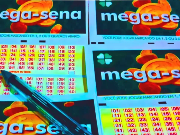 Volantes com caneta do Concurso 2998 da Mega-Sena, com resultado dos números sorteados neste sábado, 18/04. Prêmios de todas as faixas de acerto, total de apostas realizadas, ganhadoras e perdedoras, com detalhes especiais. Além disso, análise econômica, financeira e lotérica da extração, arrecadação e pagamento de prêmios, bem como a destinação pública do dinheiro do saldo residual  | Folha do Leste