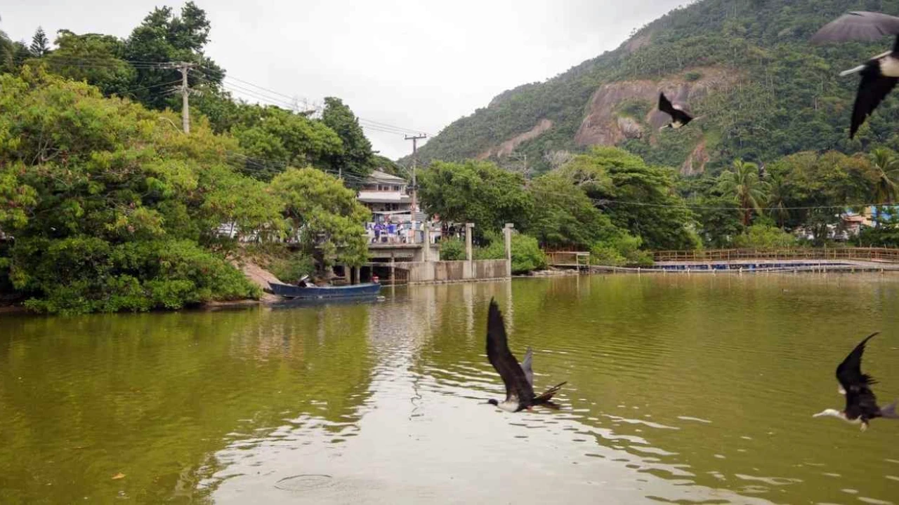 Túnel do Tibau liga Lagoa de Piratininga ao mar em Niterói