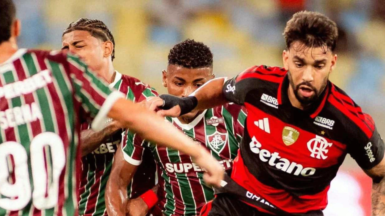 Lucas Paquetá em ação pelo Flamengo no Brasileirão 2026