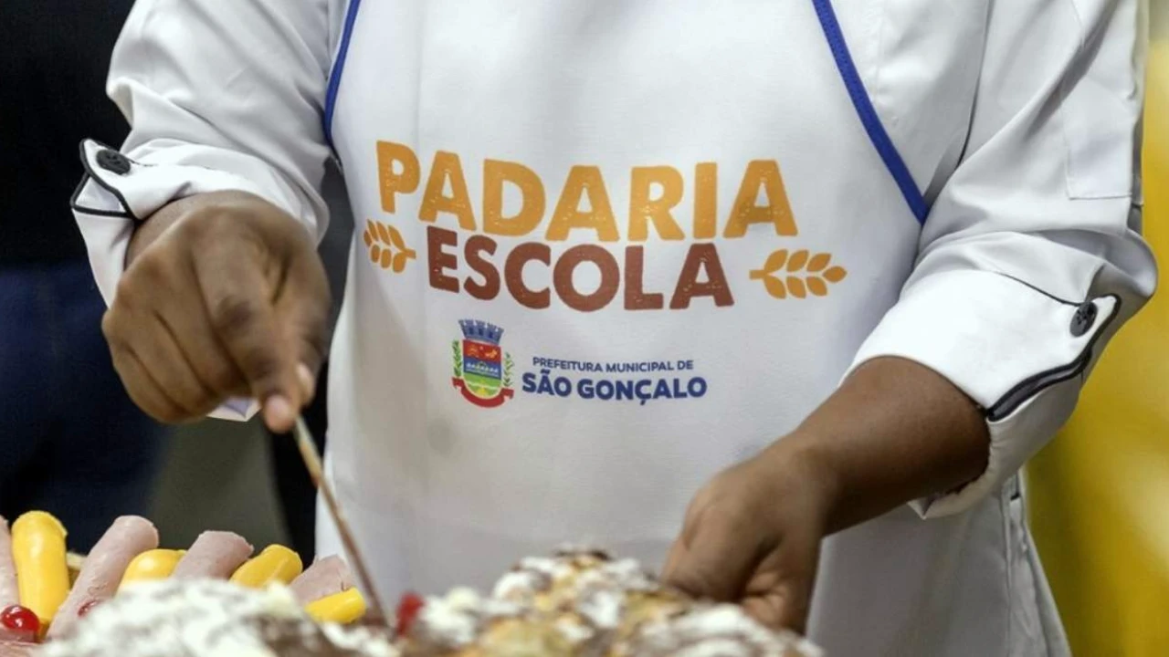 Participantes do projeto Empreenda & Progrida em atividade de capacitação em São Gonçalo