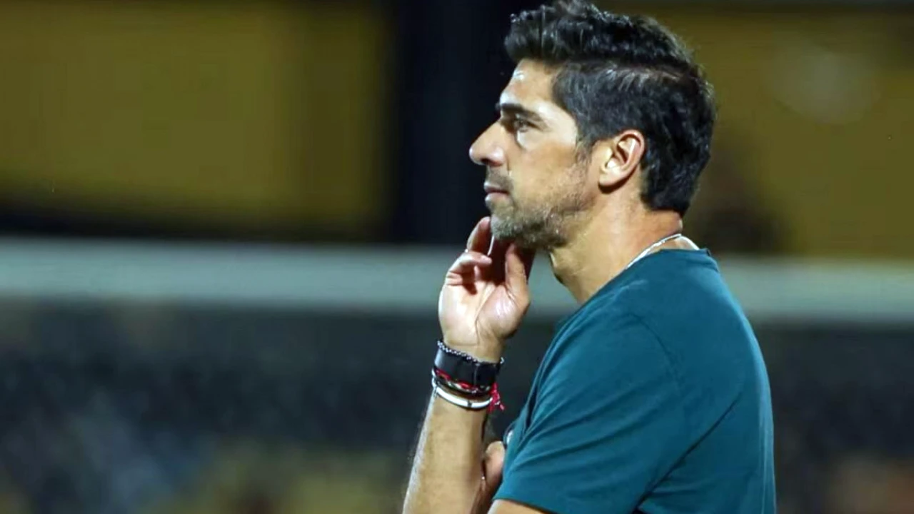 Abel Ferreira ironiza Botafogo ao comentar Artur Jorge após empate entre Palmeiras e Cruzeiro