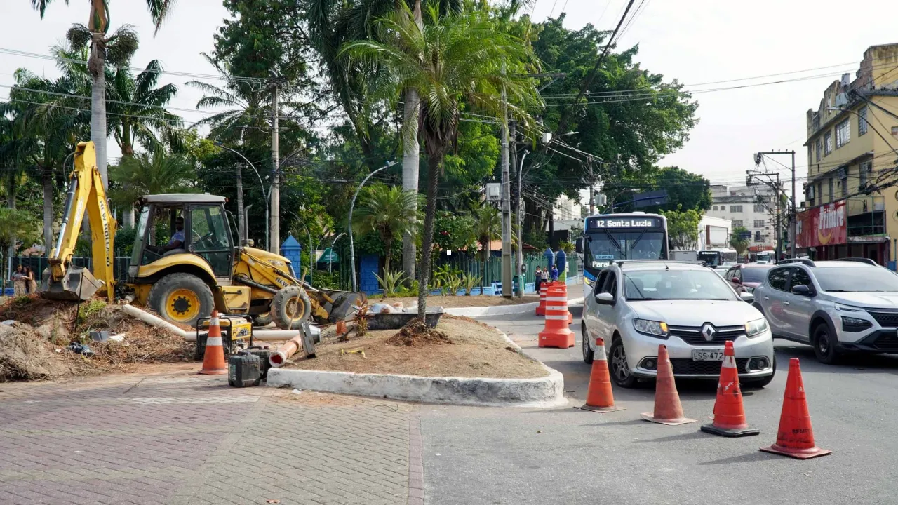 Ajuste viário no Centro de São Gonçalo melhora acesso à Alameda Pio XII
