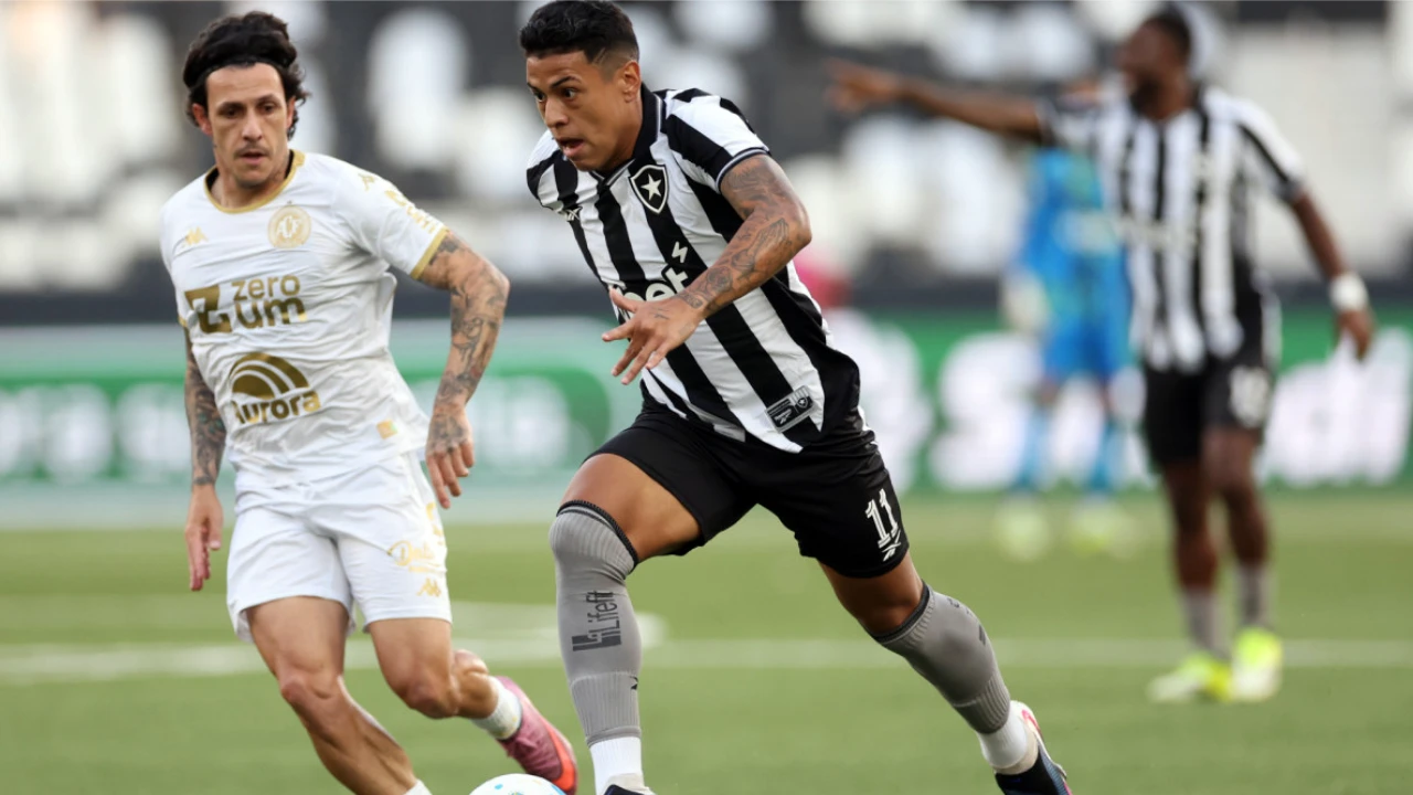 Botafogo x Chapecoense pela Copa do Brasil pode ter mudança de horário na Arena Condá