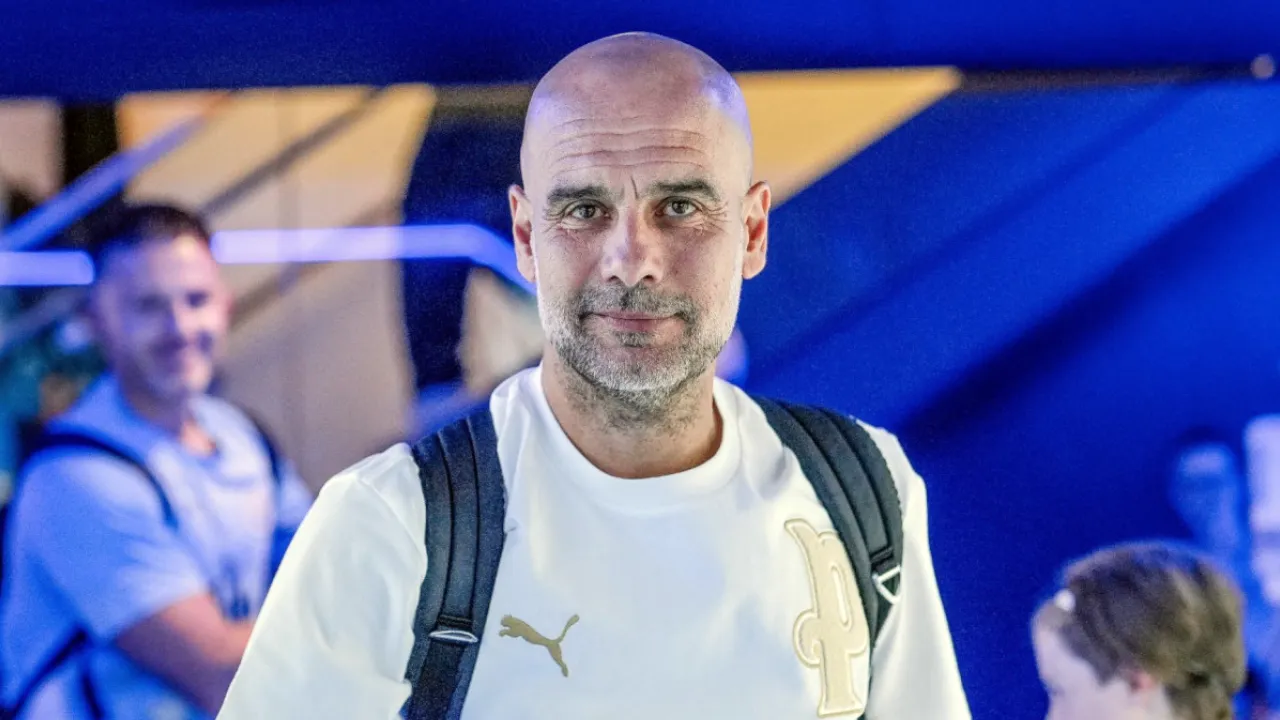 Guardiola no Manchester City se despede após dez temporadas e aconselha sucessor no Etihad Stadium Guardiola no Manchester City se despede após dez temporadas e aconselha sucessor no Etihad Stadium