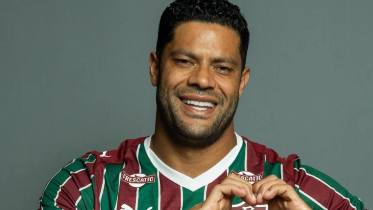 Hulk durante partida pelo Atlético-MG antes de acerto com Fluminense