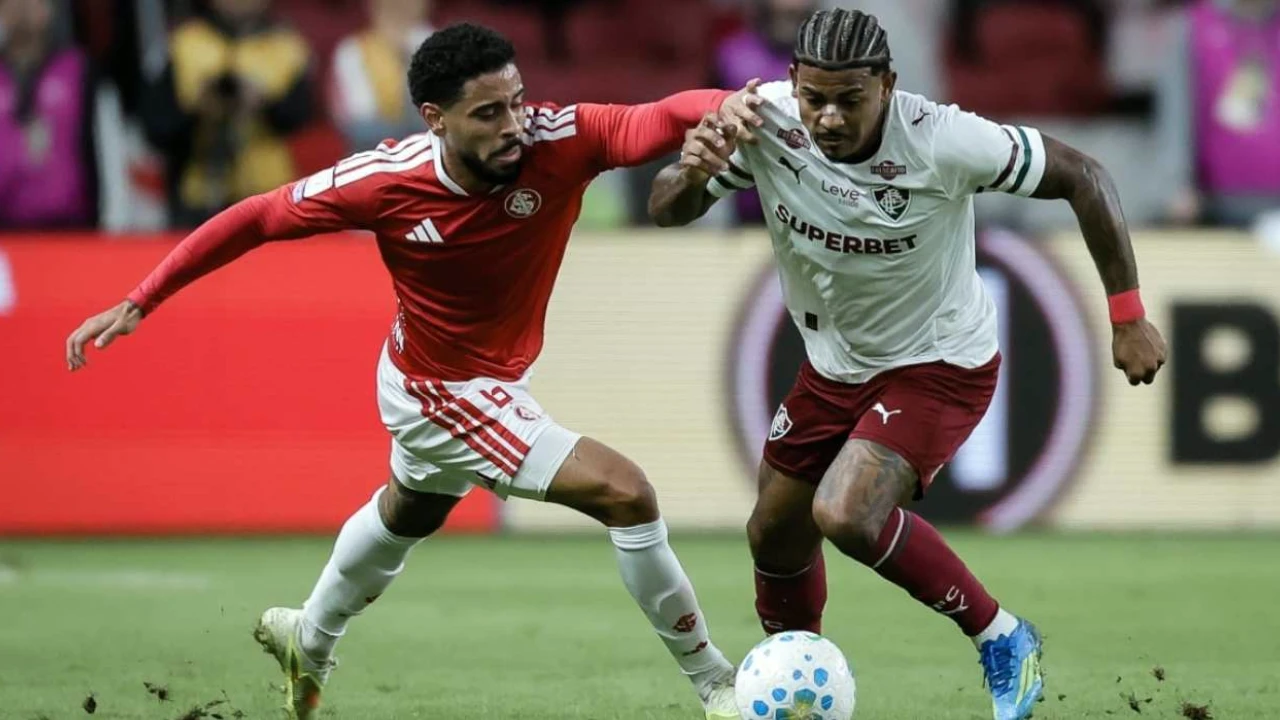 Lance de Internacional x Fluminense no Beira-Rio pelo Brasileirão