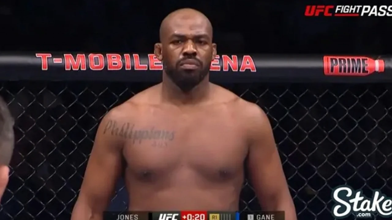 Jon Jones no boxe vira possibilidade após declaração do ex-campeão do UFC em evento da Netflix Jon Jones no boxe vira possibilidade após declaração do ex-campeão do UFC em evento da Netflix