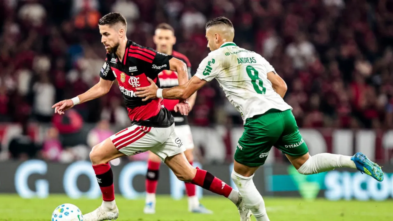 Jorginho no Flamengo sofre fratura no dedão do pé direito e vira desfalque contra o Cusco