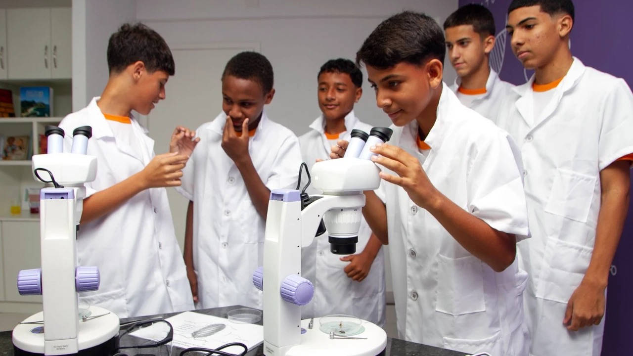 Projetos Educacionais Instituintes de Niterói batem recorde de participação em 2026